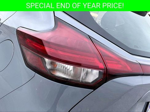 Used 2022 Nissan Kicks SV image 22