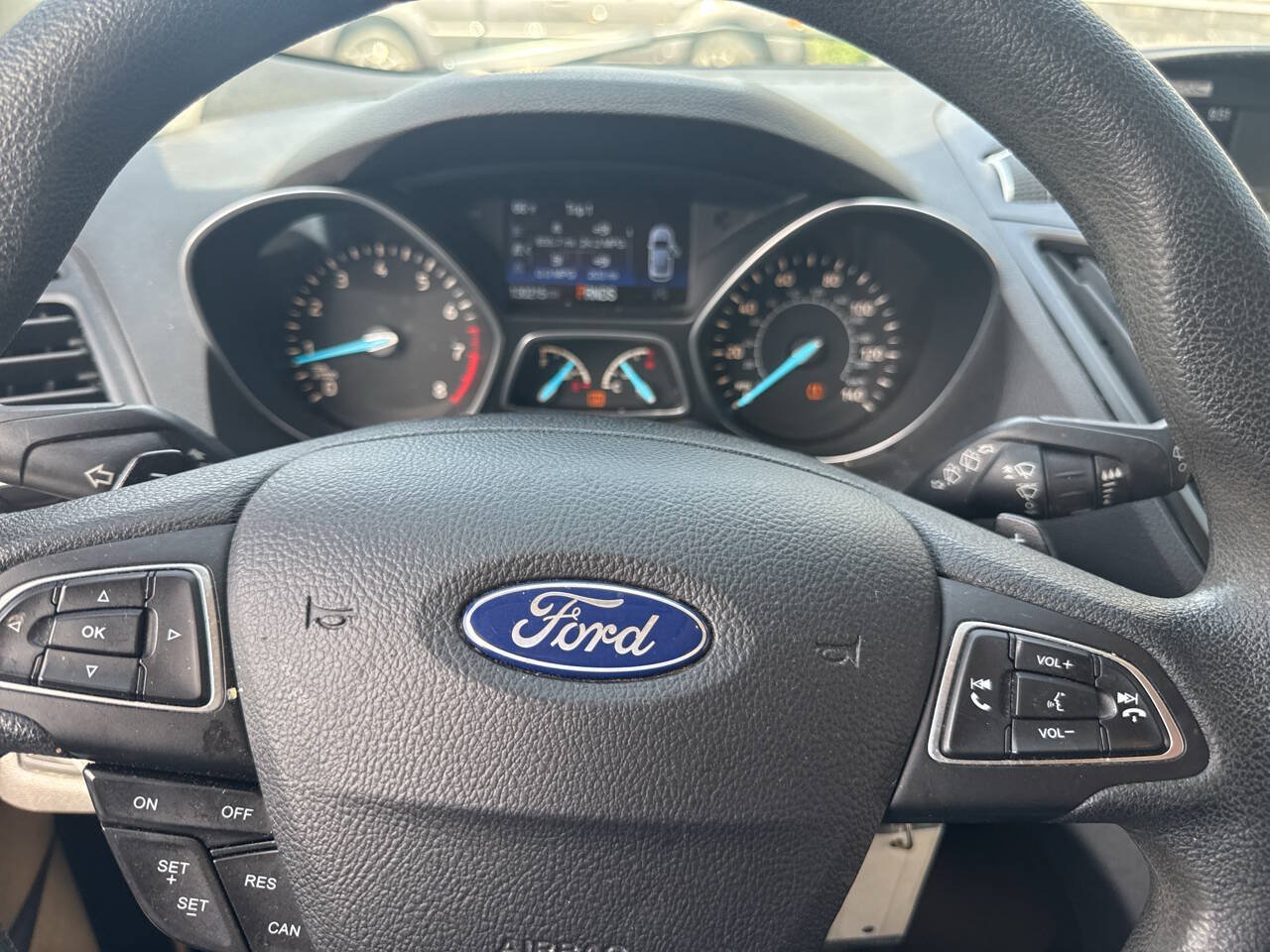Used 2017 Ford Escape SE AWD/4WD image 11