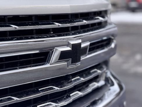 Used 2022 Chevrolet Silverado 1500 LTZ w/ LTZ Premium Package image 33