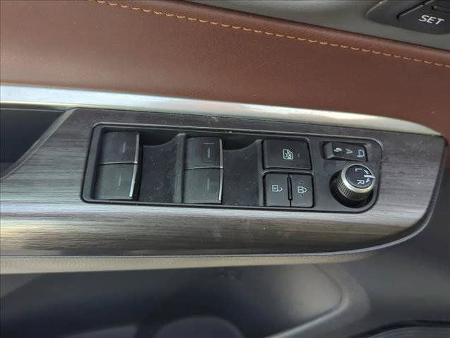 Used 2022 Toyota Venza Limited w/ Advanced Technology Package AWD/4WD image 8