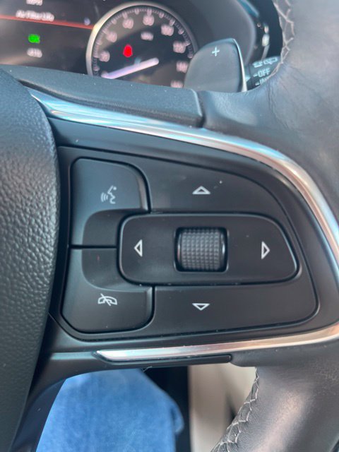 Used 2021 Buick Envision Essence w/ Technology Package I FWD image 19