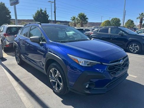 Used 2026 Subaru Crosstrek 2.0i Premium AWD/4WD image 2