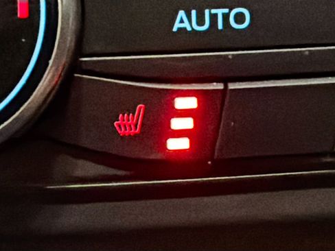 Used 2023 Ford Maverick Lariat w/ Lariat Luxury Package image 21