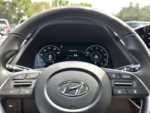 Certified 2023 Hyundai Sonata SEL w/ Convenience Package FWD image 23