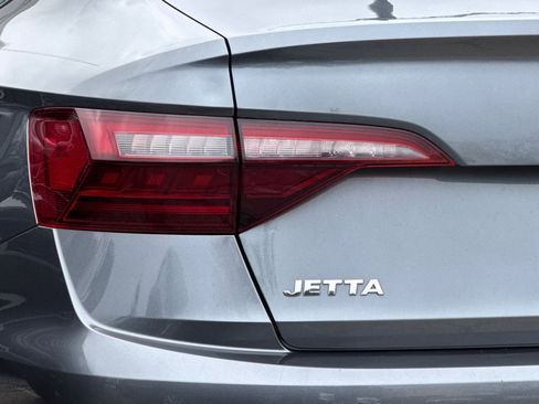 Used 2020 Volkswagen Jetta SE image 13