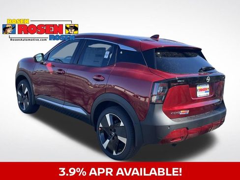 New 2025 Nissan Kicks SR image 3