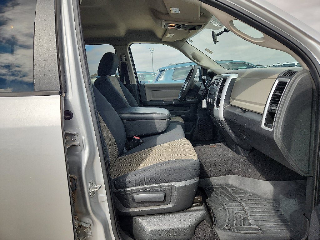 Used 2012 RAM 1500 Classic SLT RWD image 10