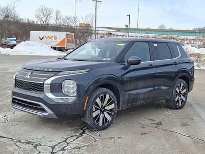 New 2026 Mitsubishi Outlander SE