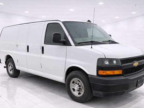 Used 2020 Chevrolet Express 2500 w/ Communications Package image 2