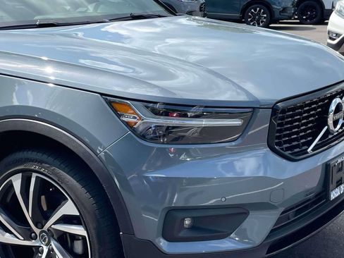 Used 2021 Volvo XC40 T5 R-Design w/ Protection Package Premier AWD/4WD image 8