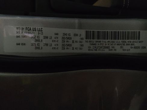 Used 2015 Jeep Grand Cherokee Overland image 33