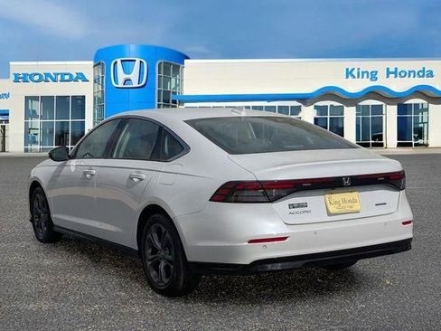 Used 2024 Honda Accord EX-L image 12