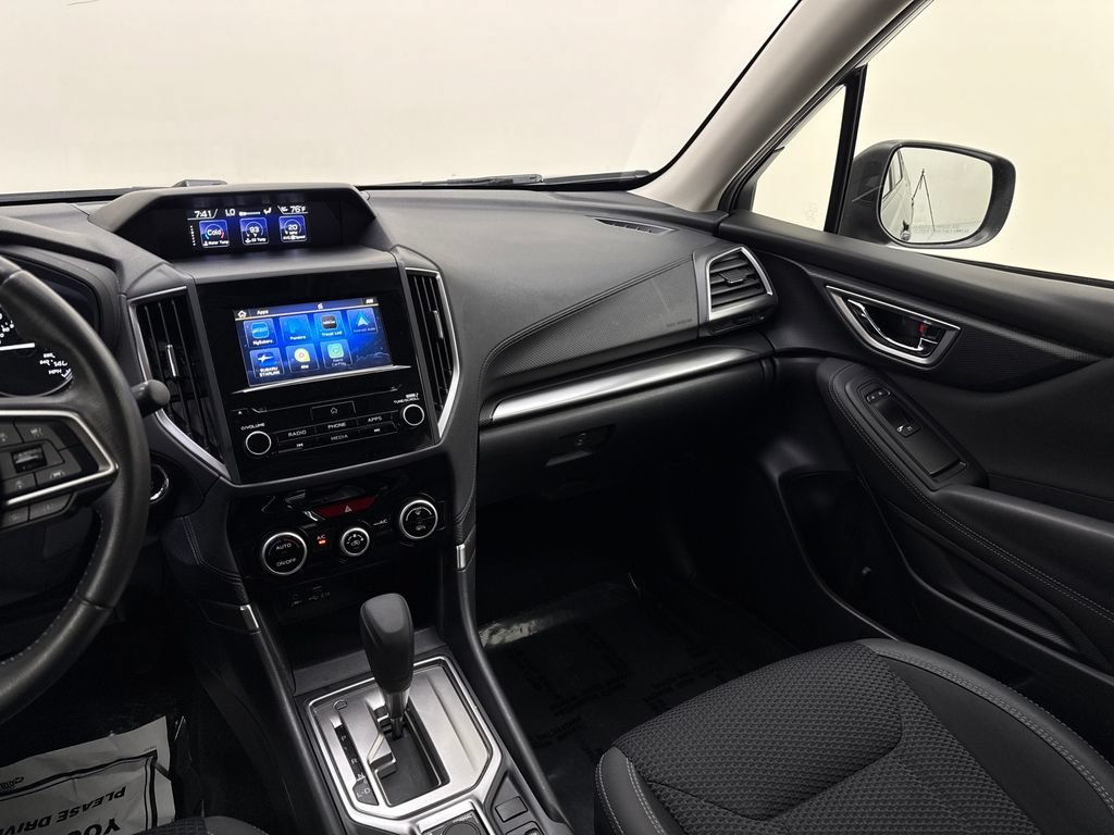 Used 2019 Subaru Forester Premium AWD/4WD image 17