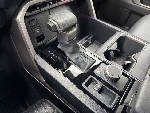 Certified 2025 Toyota Tundra SR5 w/ SR5 Premium Package AWD/4WD image 17