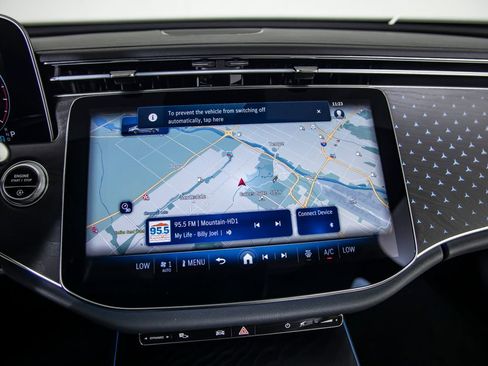 Used 2024 Mercedes-Benz E 350 4MATIC Sedan image 30