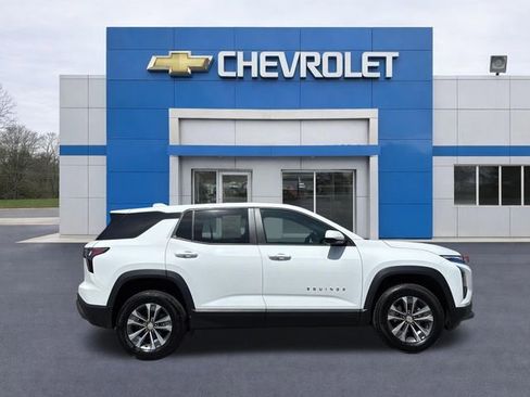 Used 2026 Chevrolet Equinox LT AWD/4WD image 7