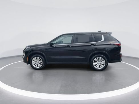 Used 2025 Mitsubishi Outlander ES AWD/4WD image 5