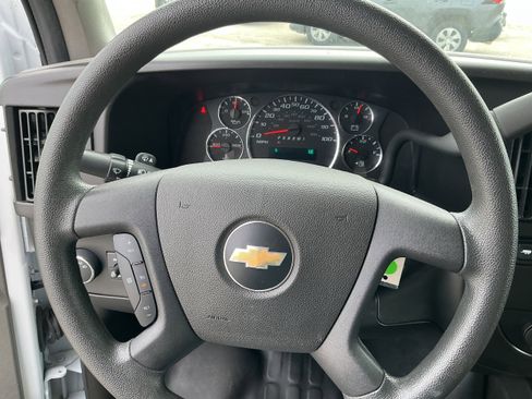 Certified 2023 Chevrolet Express 3500 LS RWD image 9