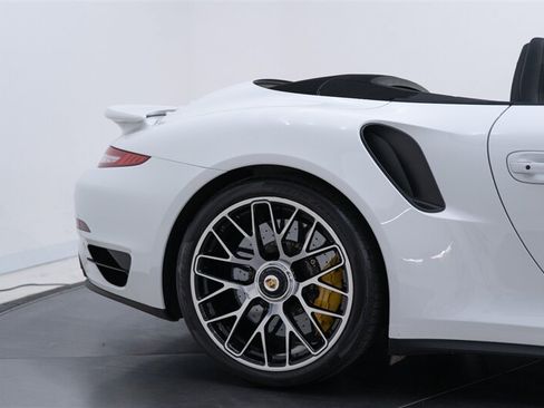 Used 2015 Porsche 911 Turbo S AWD/4WD image 27