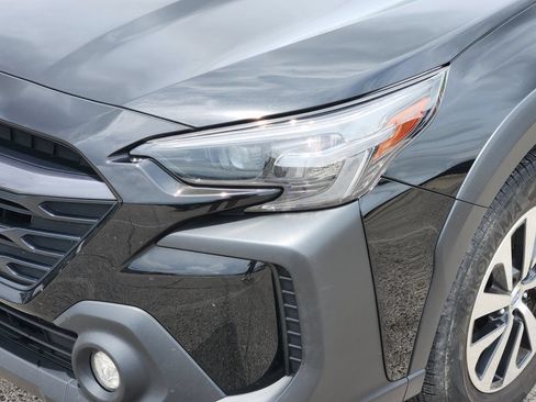 Certified 2024 Subaru Outback Premium AWD/4WD image 5