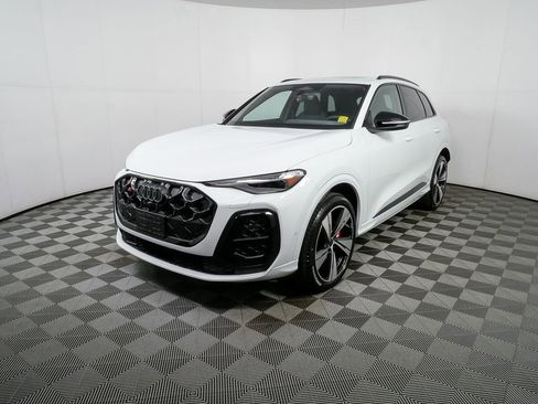 New 2026 Audi SQ5 Premium Plus image 28