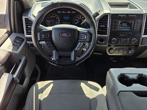 Used 2016 Ford F150 XLT RWD image 13