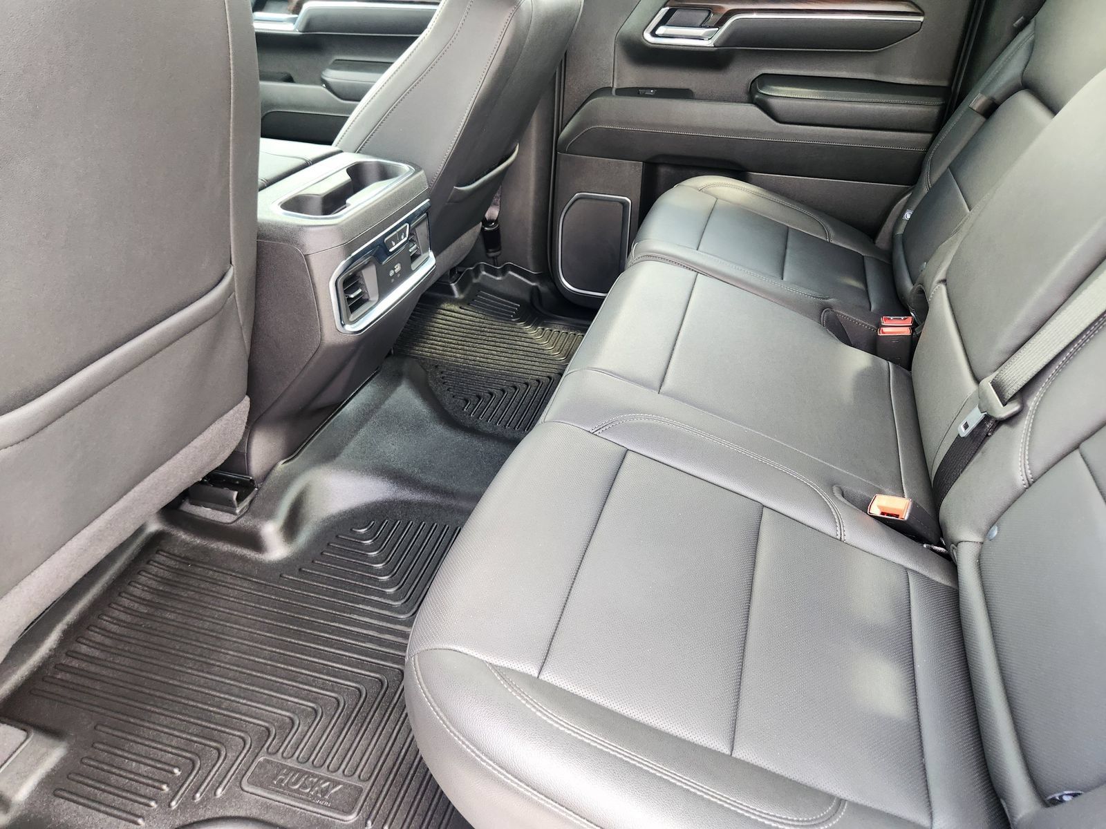 Certified 2025 GMC Sierra 1500 SLT RWD image 33