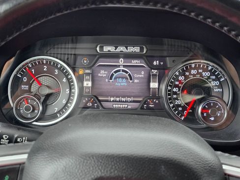 Used 2022 RAM 1500 Big Horn AWD/4WD image 23