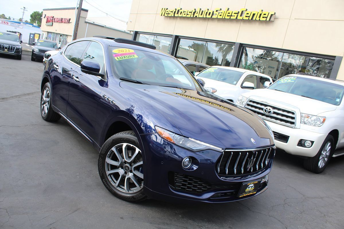Used 2021 Maserati Levante AWD/4WD image 43