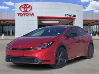 Used 2026 Toyota Prius LE video 1