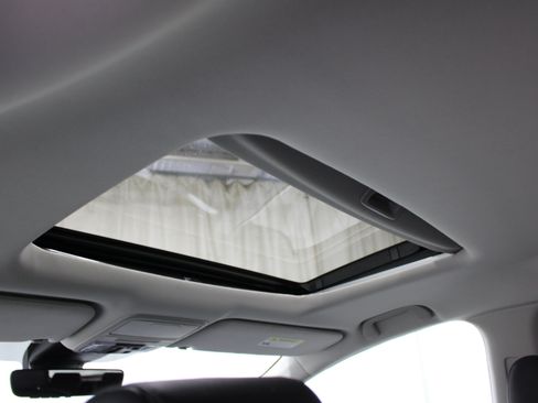 Used 2025 Honda Odyssey EX-L image 21