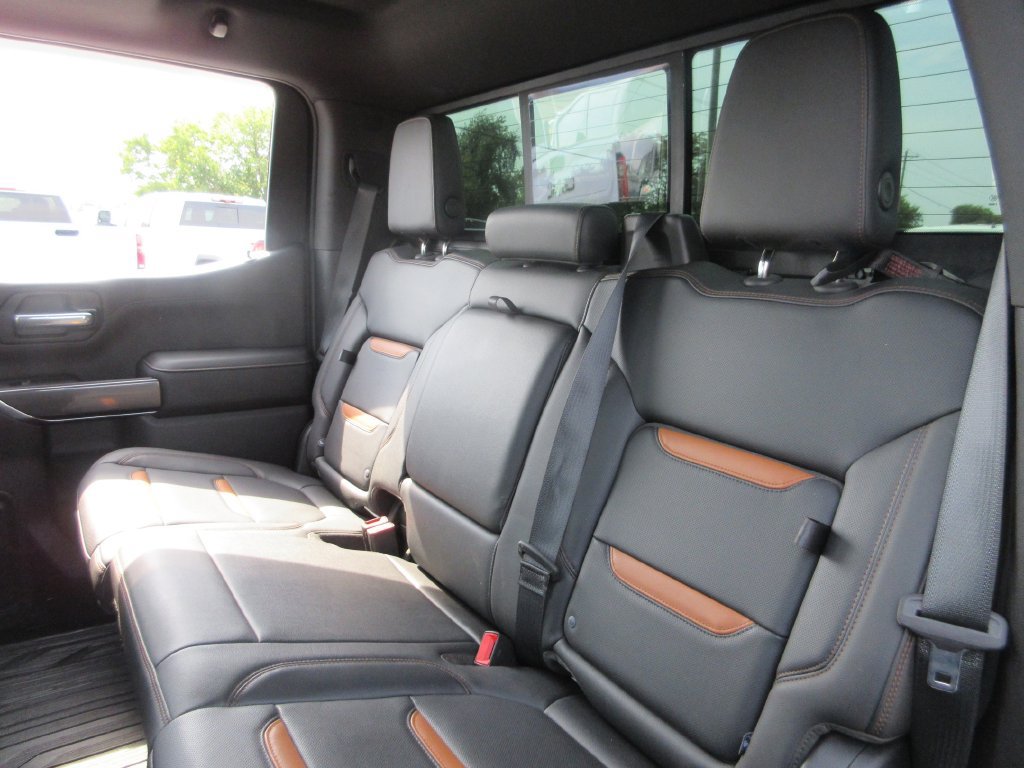 Certified 2019 GMC Sierra 1500 AT4 w/ Off Road Performance Package AWD/4WD image 25