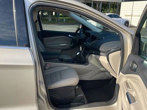 Used 2018 Ford Escape SEL FWD image 15