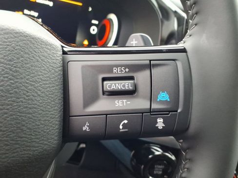 New 2026 Nissan Pathfinder SL image 21