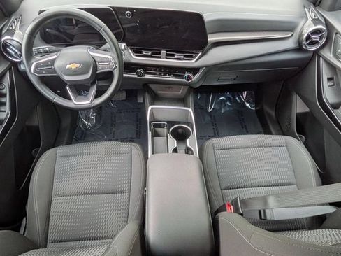 Used 2025 Chevrolet Equinox LT FWD image 26