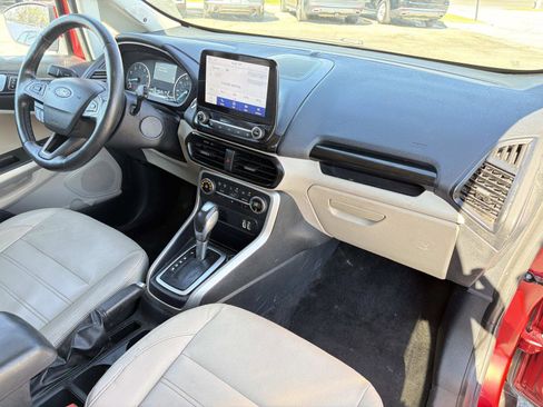 Used 2021 Ford EcoSport Titanium image 30