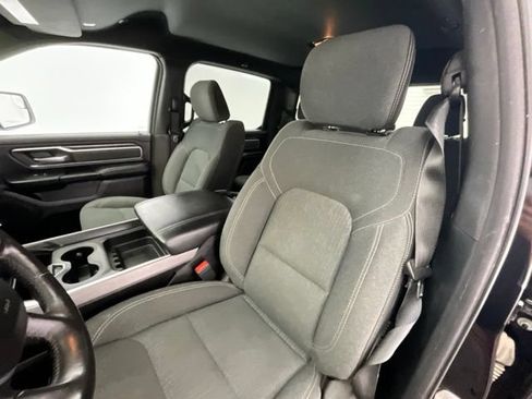Used 2019 RAM 1500 Big Horn AWD/4WD image 5