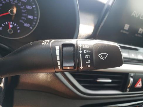Used 2019 Kia Forte LXS FWD image 25