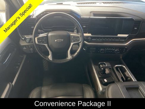 Used 2022 Chevrolet Silverado 1500 LT Trail Boss w/ LT Trail Boss Premium Package AWD/4WD image 5