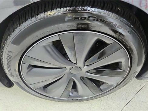 Used 2025 Tesla Model S image 54