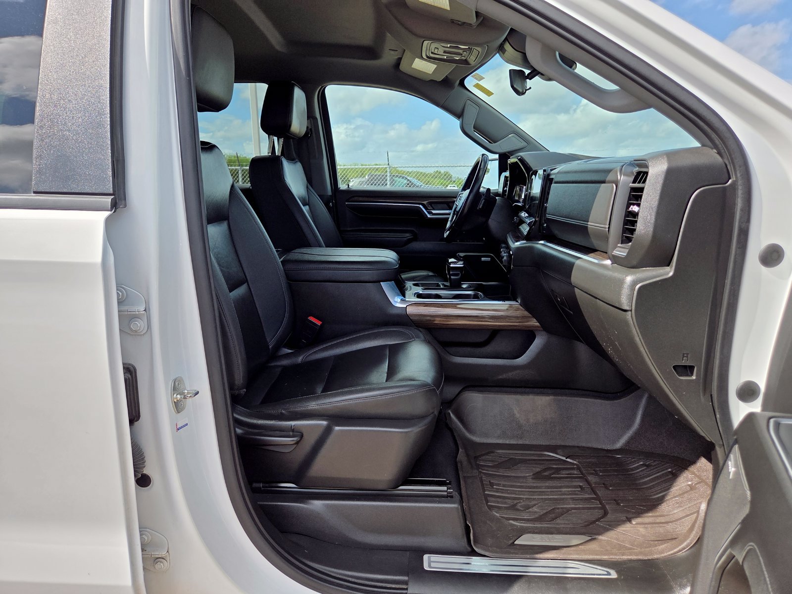 Used 2023 Chevrolet Silverado 1500 RST w/ All Star Edition Plus AWD/4WD image 22