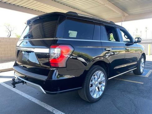 Used 2019 Ford Expedition Limited w/ Equipment Group 302A AWD/4WD image 3