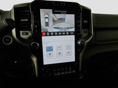 Used 2024 RAM 3500 Laramie image 39