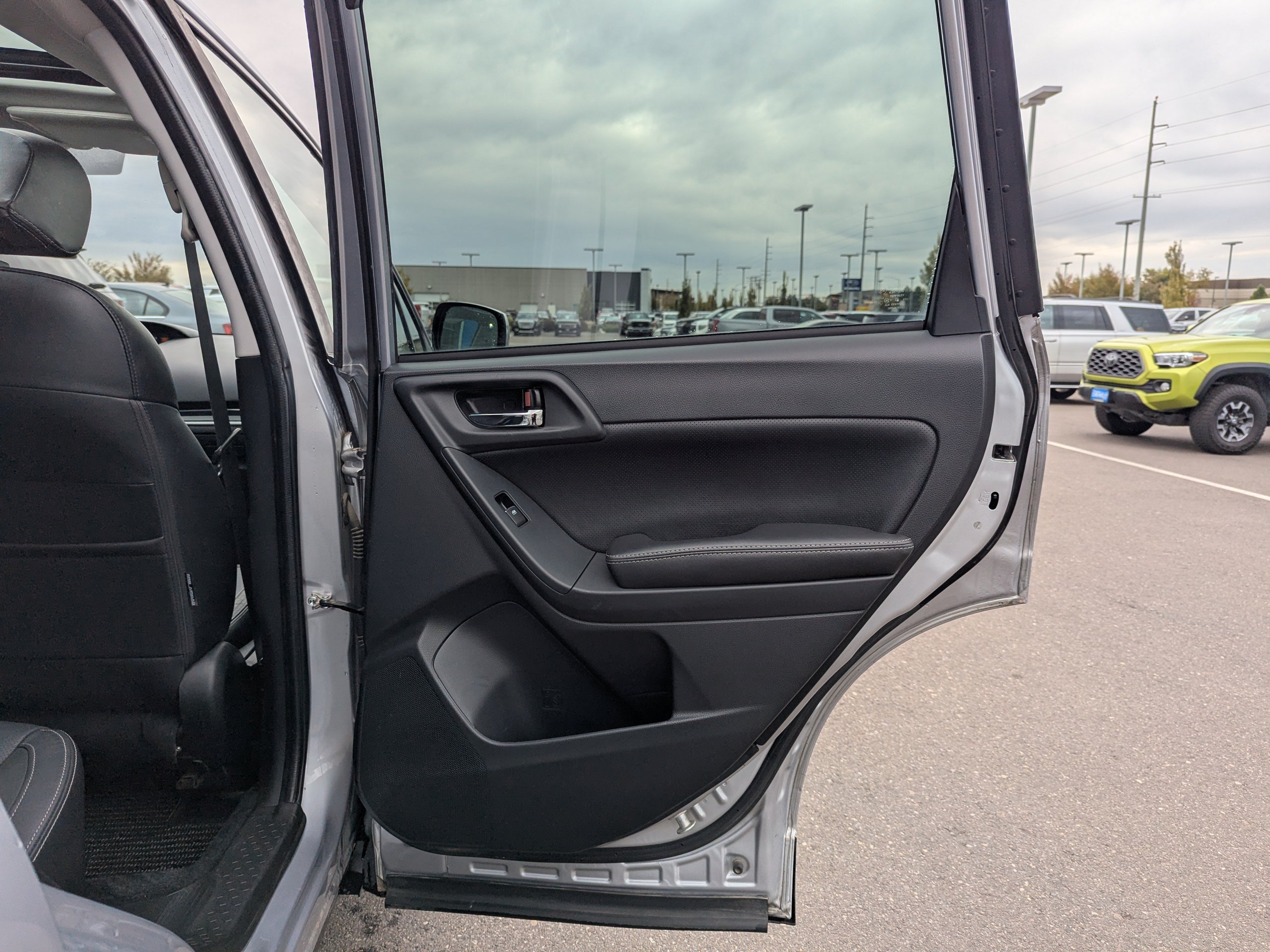 Used 2018 Subaru Forester 2.5i Limited w/ Popular Package #2 AWD/4WD image 36