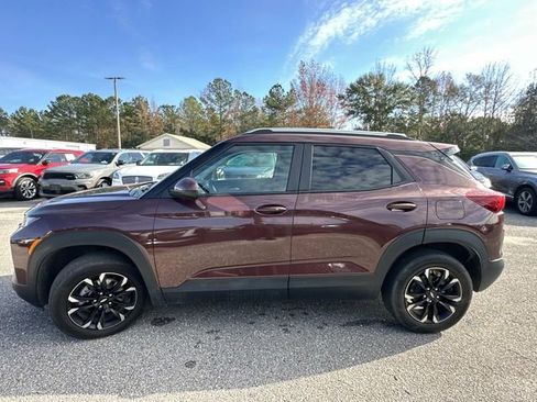 Used 2023 Chevrolet TrailBlazer LT w/ Convenience Package image 14