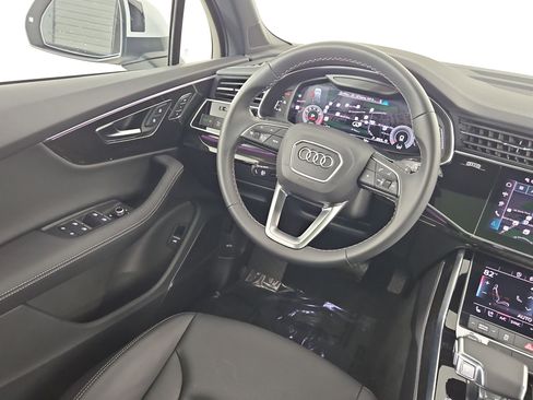 Certified 2025 Audi Q7 2.0T Premium Plus w/ Premium Plus Package AWD/4WD image 38