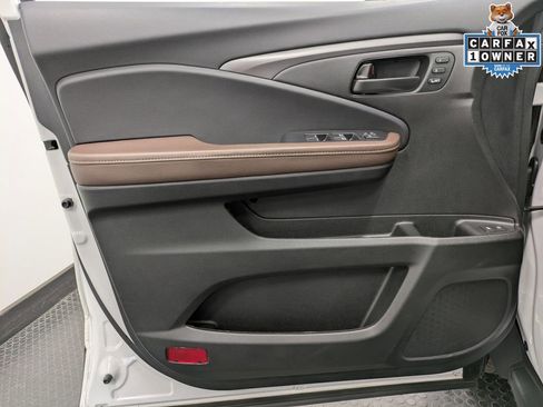 Used 2024 Honda Passport EX-L image 8