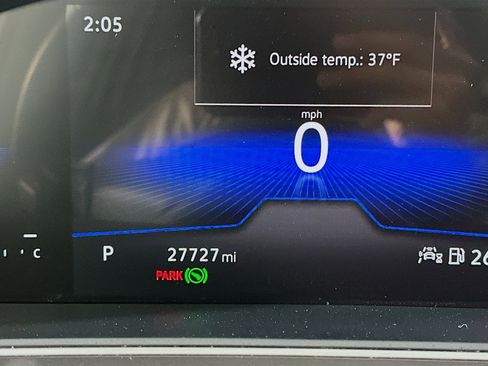 Used 2024 Volkswagen Tiguan S image 18