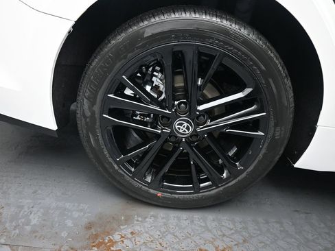 New 2026 Toyota Camry SE image 13