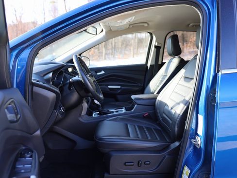 Certified 2019 Ford Escape SEL image 16